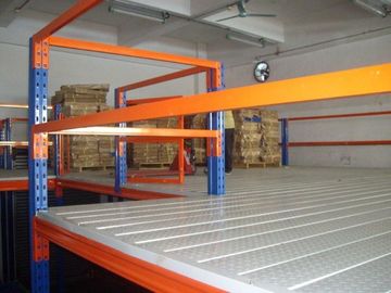 Riffled Plate Floor Board Mezzanine Racking system , Multi - tier steel platform