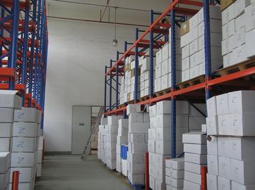 ganda drive sisi braket dalam sistem rak pallet cahaya tugas dengan balok braket
