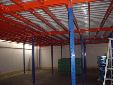Lantai Berat berat beban Kapasitas Industri Mezzanine dengan Baja / Plywood Lantai